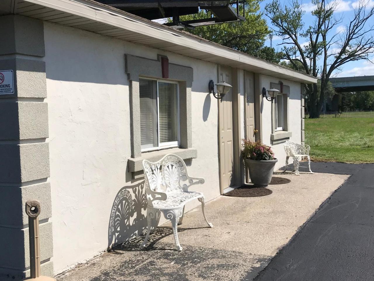 Residential Inn - Extended Stay Elkhart Exterior photo